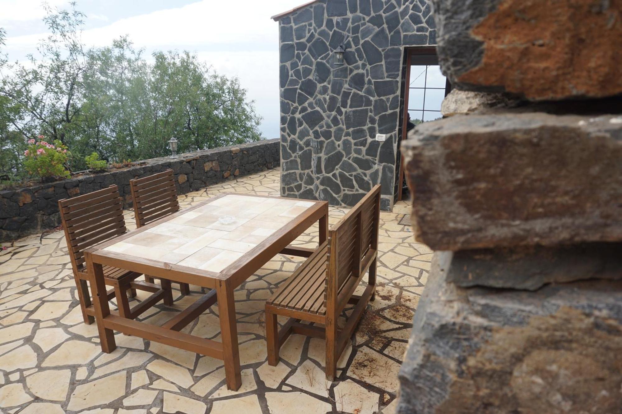 Sunset And Stars Stone House Guest House Garafia Exterior photo