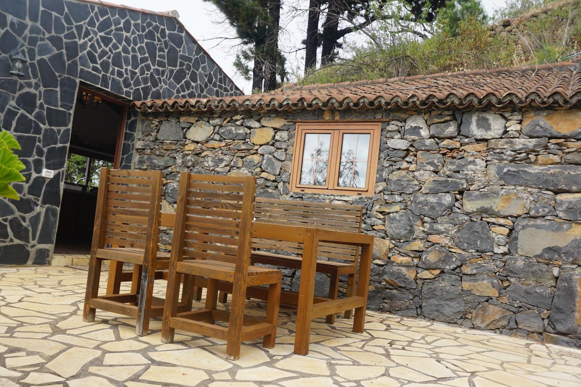 Sunset And Stars Stone House Guest House Garafia Exterior photo